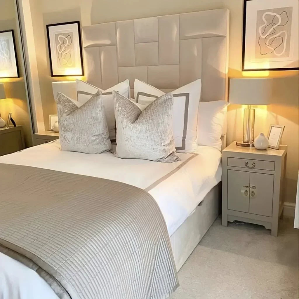 Montague Bed