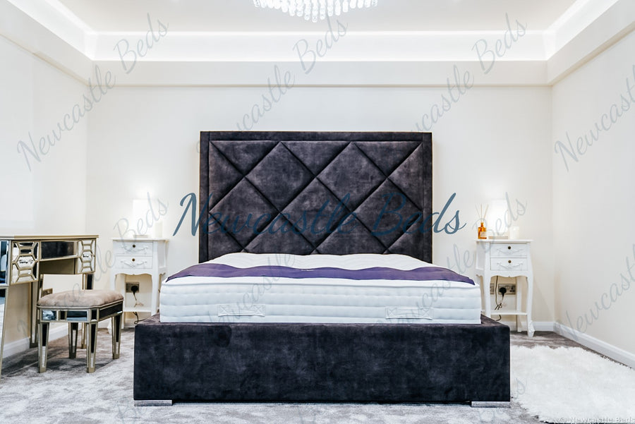 The Buckingham Bed